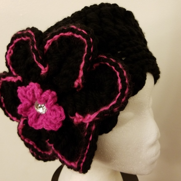 Handmade crochet hat - Picture 2 of 7